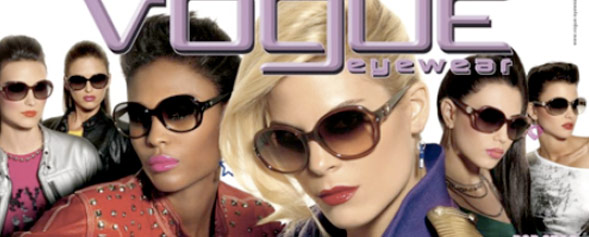 VOGUE EYEWEAR FASHION CLOSET